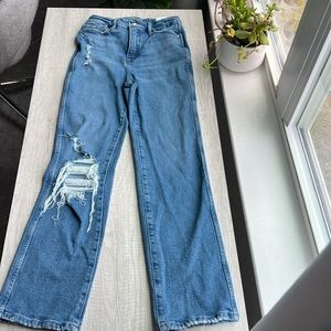 Good American 0/25 Straight Leg Medium Distressed Wash Jeans